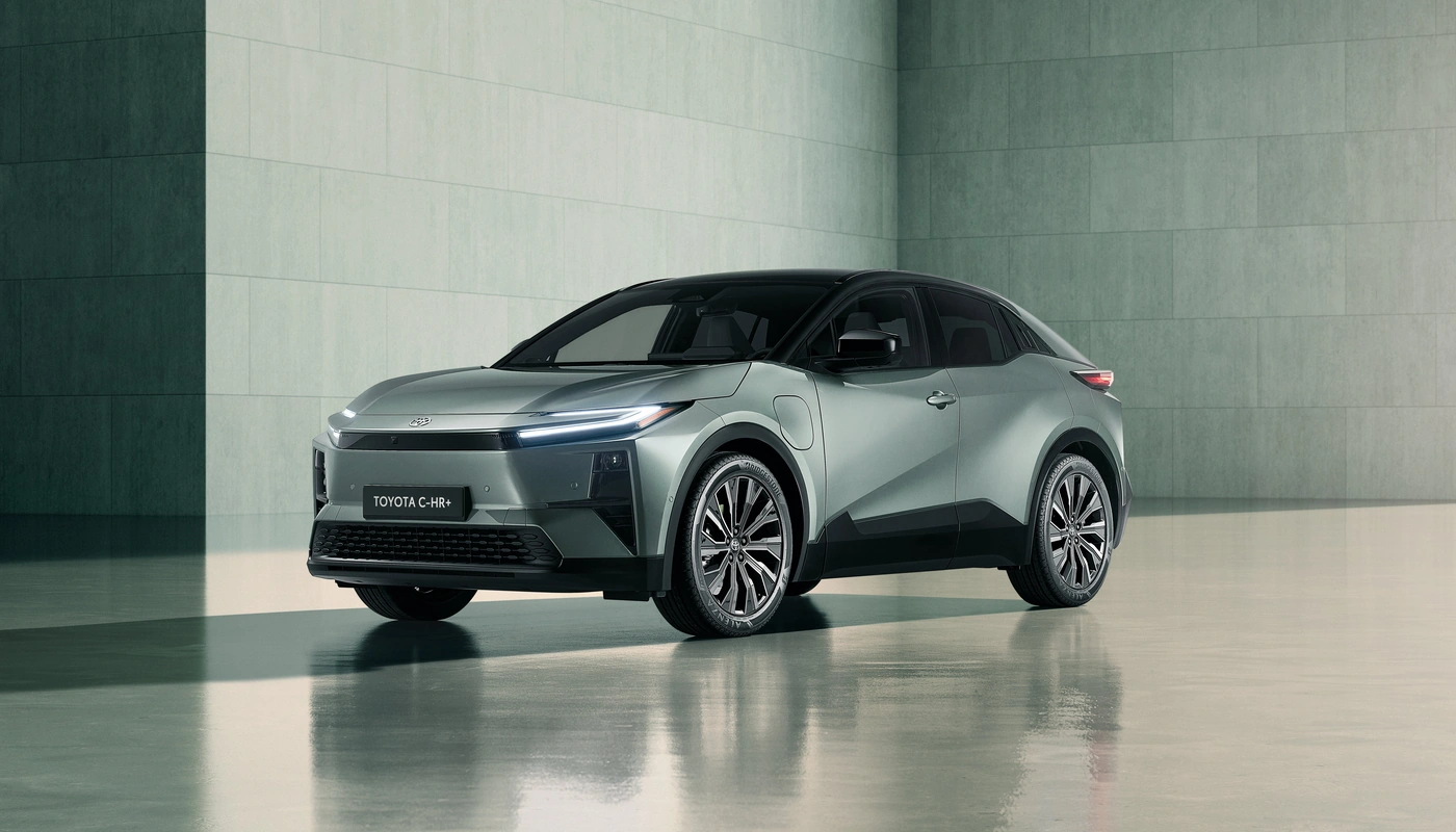 Toyota C Hr Spirit - Contexto Aparcado Exterior Frontal Izquierda