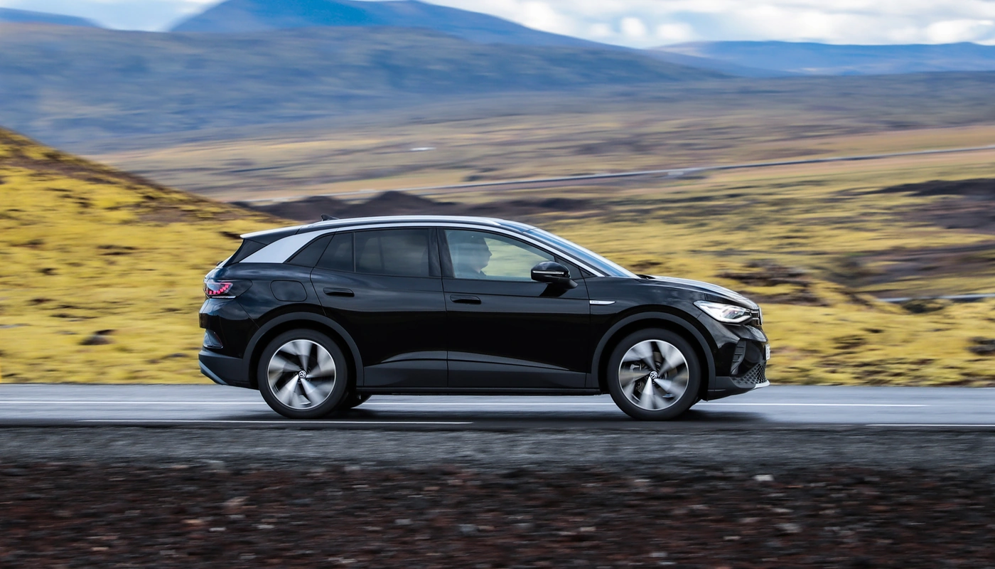 Volkswagen Id4 Pro Black - Contexto Entorno Real Contexto Conduciendo Exterior Lateral Derecha