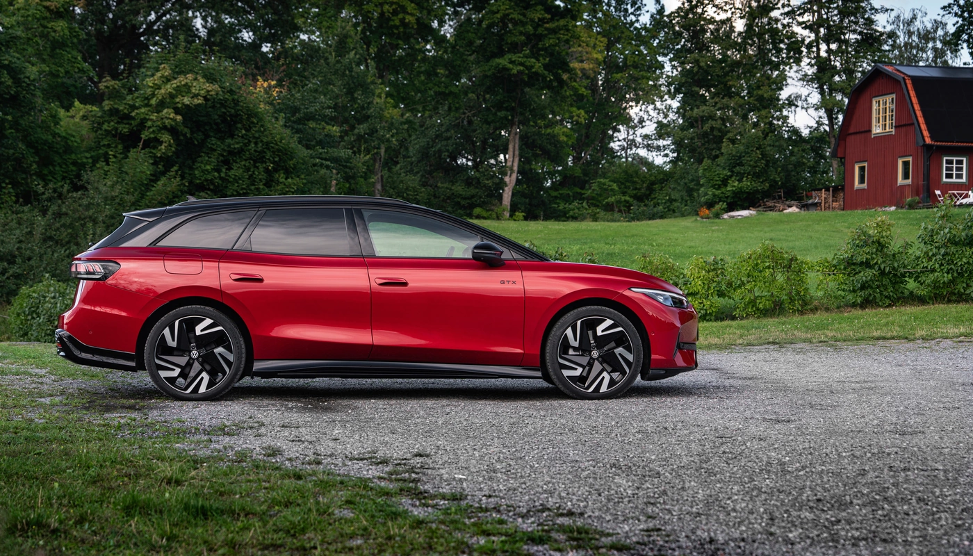 Volkswagen Id7 Tourer Gtx - Contexto Entorno Real Contexto Aparcado Exterior Lateral Derecha