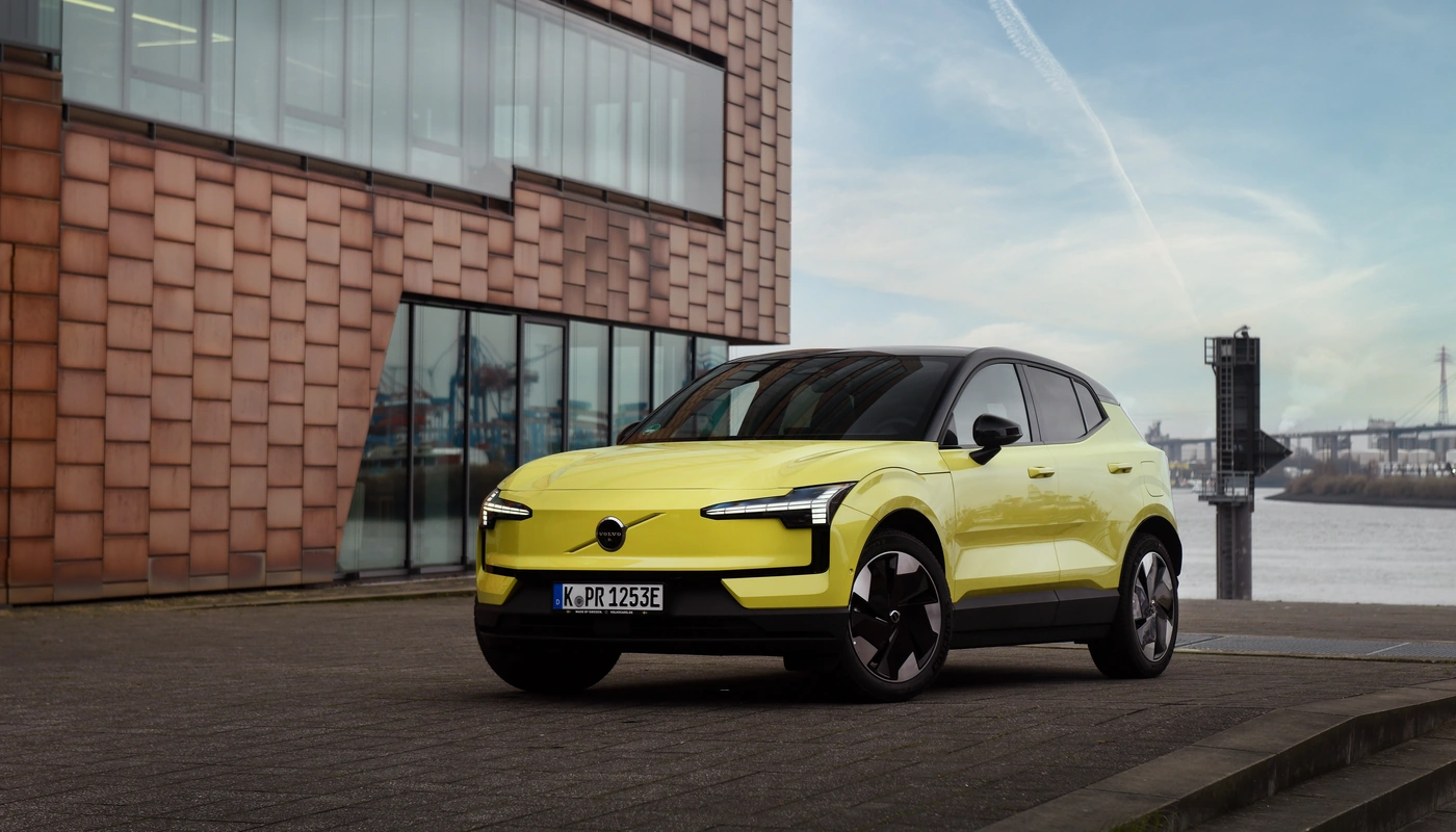 Volvo Ex30 Core - Contexto Entorno Real Contexto Aparcado Exterior Frontal Izquierda