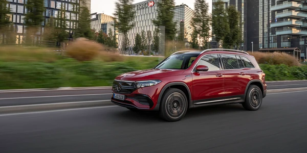 250+ AMG Night EDITION