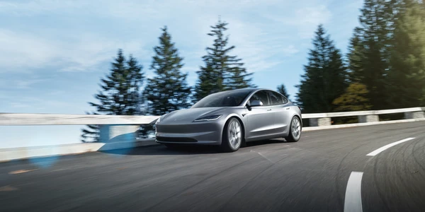 Tesla Model 3 Gran autonomía con tracción integral